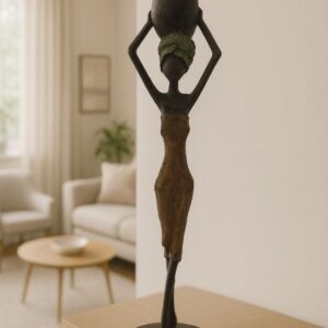 Sculpture bronze femme jarre – silhouette africaine élégante portant une jarre