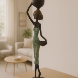 Sculpture bronze femme calebasse – silhouette africaine moderne et élégante